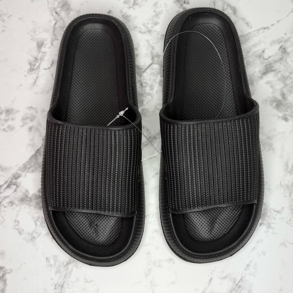 New! Black slides size 40 / 41   9.5 🌝